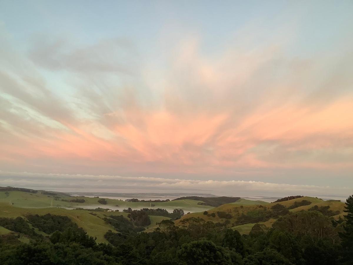 Kaipara Views Eco Lodge Glorit Eksteriør billede